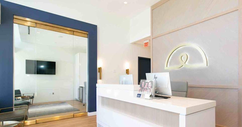 See how the aesthetic treatment company gains more immediate bookings and ROI with an omnichannel strategy.