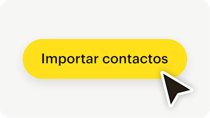 Imagen que muestra una interfaz de usuario abstracta flotante del cursor de un mouse sobre un botón, que demuestra cómo los usuarios pueden importar con eficiencia perfiles de clientes que solo utilizan SMS.